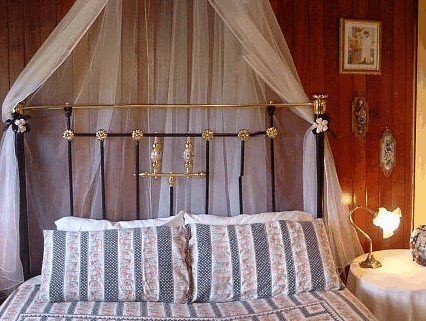 Hamilton Old School House Cottages - Rent Accommodation 4