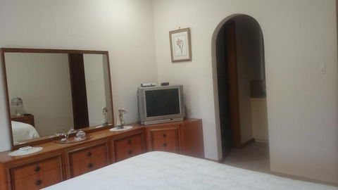 Gaerwood Bed Breakfast - Rent Accommodation 5