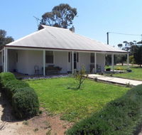 Great Grandpa Henry Retreat - Rent Accommodation
