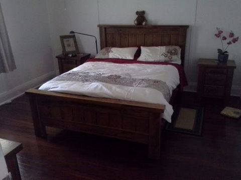 Great Grandpa Henry Retreat - Rent Accommodation 2