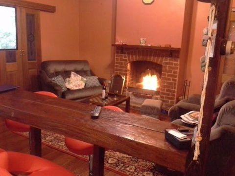 Great Grandpa Henry Retreat - Rent Accommodation 3