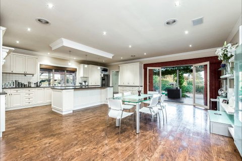 La Bella Vita - Rent Accommodation 3