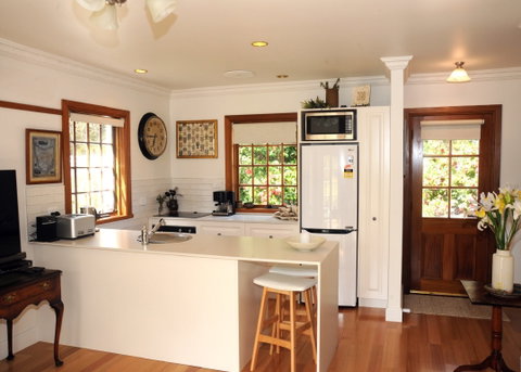 Forth River Cottage - Rent Accommodation 5