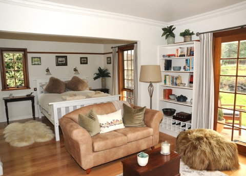 Forth River Cottage - Rent Accommodation 6