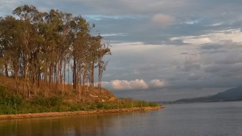 Lake Awoonga Caravan Park - Rent Accommodation 1