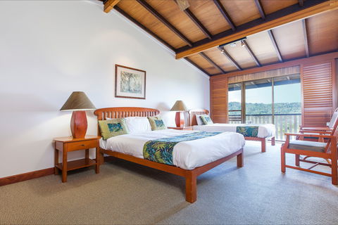 O'Reilly's Rainforest Retreat - Rent Accommodation 3