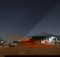 Food  Huts by Mt Oxley - Rent Accommodation
