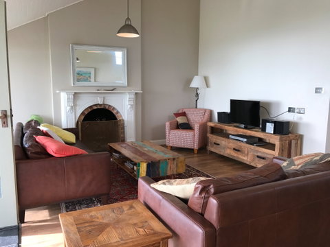 The Caledonian Inn - Rent Accommodation 0