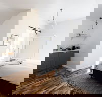A Cottage in Richmond - Rent Accommodation