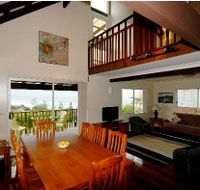 Bonny Hills Beach House - Rent Accommodation
