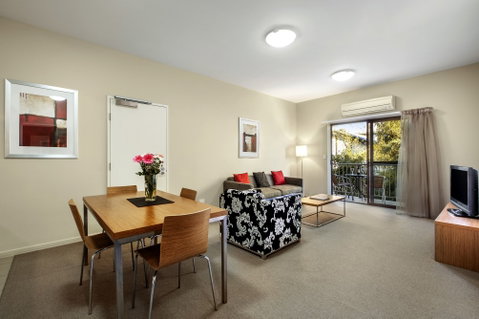 Quest Gladstone - Rent Accommodation 1