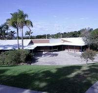 Bay Hotel Motel - Rent Accommodation