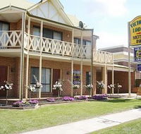 Victoria Lake Holiday Park - Rent Accommodation