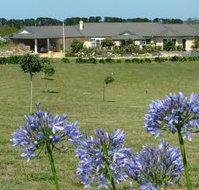 Chestnut Hill Country Retreat - Rent Accommodation