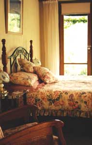 Lyre Bird Hill Winery And Guest House - Rent Accommodation 3