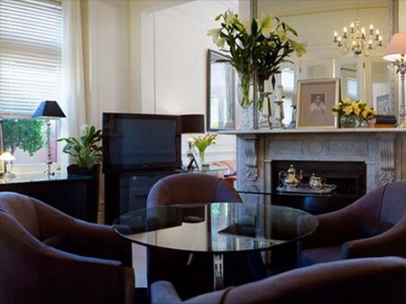 Andres Mews - Rent Accommodation 0