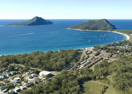 Shoal Bay Beachclub Apartments - Rent Accommodation