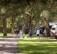 Beachfront Holiday Park - Rent Accommodation