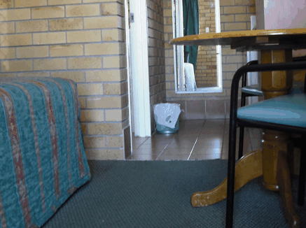 Dragon  Phoenix Motel - Rent Accommodation
