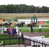 Pinjarra Race Club - Rent Accommodation