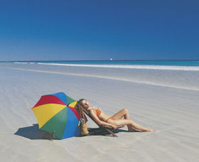 Cable Beach - Rent Accommodation 0