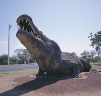 Crocodile Statue - Rent Accommodation