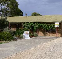Sand Drift Gallery - Rent Accommodation