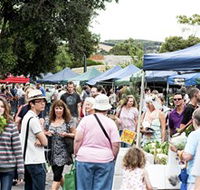 Willunga Farmers' Market - Rent Accommodation