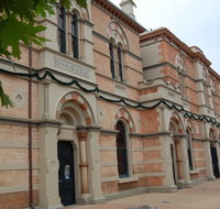 Riddoch Art Gallery - Rent Accommodation