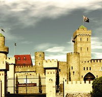 Sunshine Castle Bli Bli - Rent Accommodation