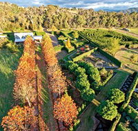 High Country Maze - Rent Accommodation