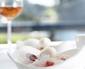 Quay Restaurant - Rent Accommodation 0
