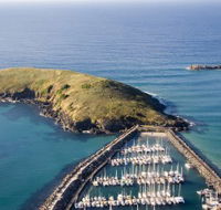 Muttonbird Island Nature Reserve - Rent Accommodation