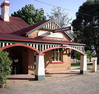 The Tumblong Tavern - Rent Accommodation