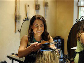 Cocos Hair And Day Spa - Rent Accommodation 2