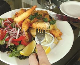 Moama Sports Club - Rent Accommodation 3