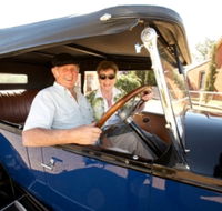 Maxs Motor Museum - Rent Accommodation