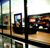 National Art Glass Collection - Rent Accommodation