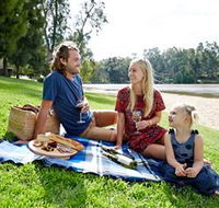 Wagga Beach - Rent Accommodation