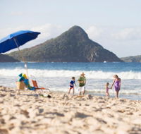 Fingal Bay Beach - Rent Accommodation