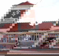 Merredin Town Hall - Rent Accommodation