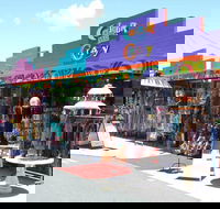 Colour Me Crazy - Rent Accommodation