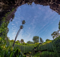 Umpherston Sinkhole - Rent Accommodation