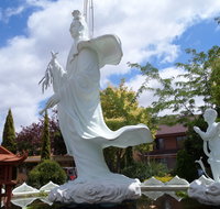 Sakyamuni Buddhist Centre/Van Hanh Monastery - Rent Accommodation
