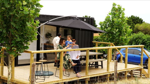Smidge Wines Tasting Room - Rent Accommodation 2