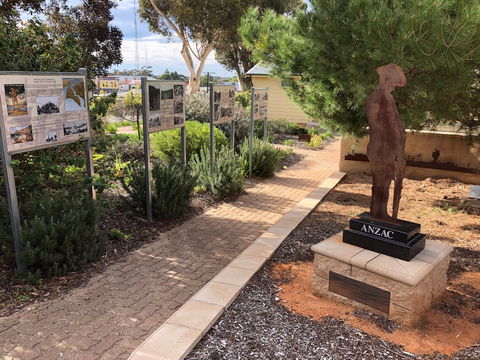 Moonta Area School Memorial Trail - Rent Accommodation 0