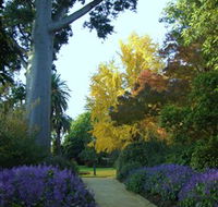 Albury Botanic Garden - Rent Accommodation