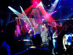 Q Bar - Rent Accommodation 1