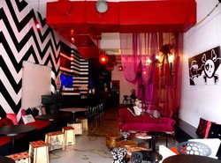 Dragonfly Bar And Dining - Rent Accommodation 2