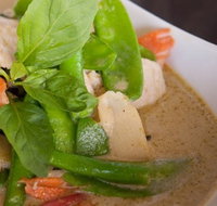 Tall Lemon Grass - Rent Accommodation